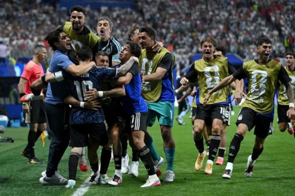 Μουντιάλ 2026: Με ανατροπή στο τέλος η Αργεντινή νίκησε την Αγγλία και πήγε τελικό!
