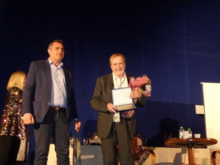 Τον ηθοποιό Γιώργο Κωνσταντίνου τίμησε το 39ο Πανελλήνιο Φεστιβάλ Ερασιτεχνικού Θεάτρου