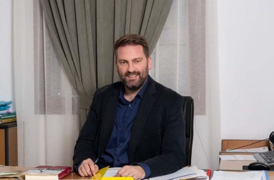 Ευχαριστήρια ανακοίνωση του Δήμου Αργιθέας για δωρεά τραπεζιών επιτραπέζιας αντισφαίρισης