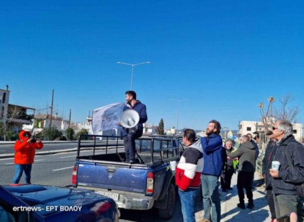 Τρακτέρ στον Ριζόμυλο και νέα κλιμάκωση κινητοποιήσεων – Συνεχίζουν τον αγώνα αγρότες, κτηνοτρόφοι και αλιείς της Μαγνησίας