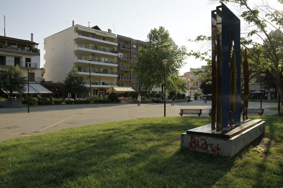 Υπερπληθυσμός τριζονιών παρατηρείται στην Καρδίτσα το τελευταίο διάστημα