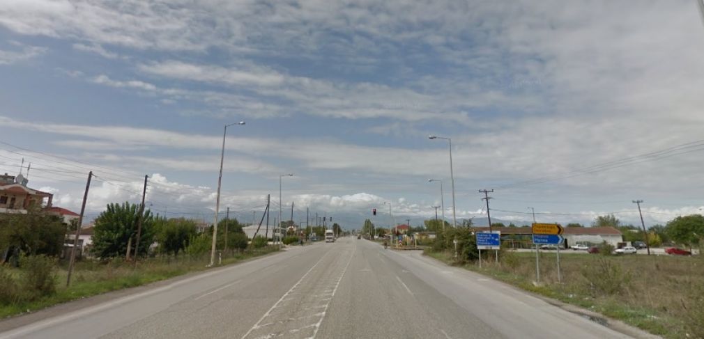 Τροχαίο με τρία οχήματα και τρεις τραυματίες στο δρόμο Καρδίτσα - "Δέλτα"