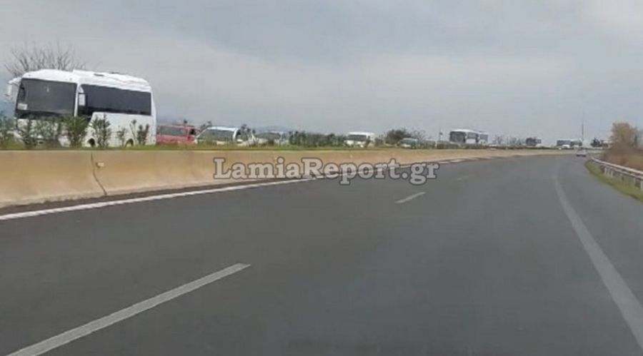 Εθνική οδός: Ταλαιπωρία οδηγών με ουρές χιλιομέτρων έξω από τη Λαμία