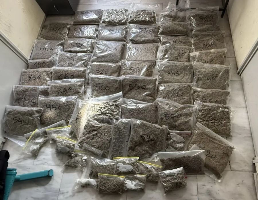 22 κιλά κάνναβη σε αποθήκη στο Μαρκόπουλο