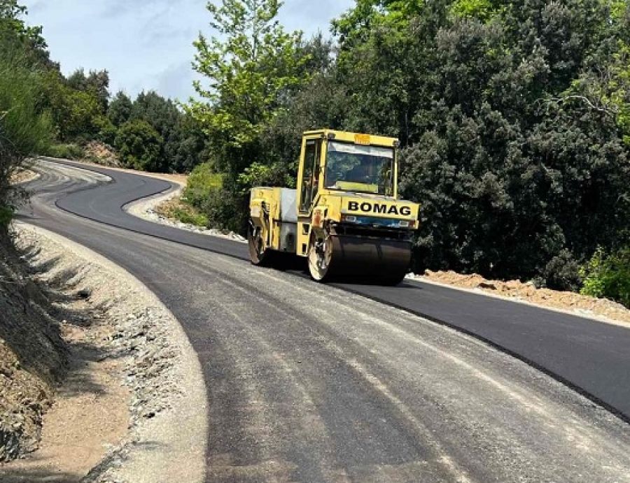 Ασφαλτοστρώνεται ο δρόμος προς το Κάστρο Βελίκας και την Ι.Μ. Αγίου Ιωάννη του Θεολόγου