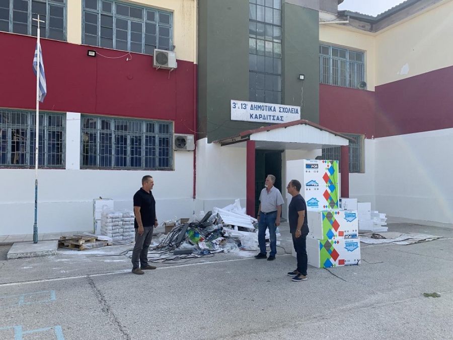 Στις εργασίες ενεργειακής αναβάθμισης του 3ου και 13ου Δημοτικού Σχολείου ο Βασ. Τσιάκος