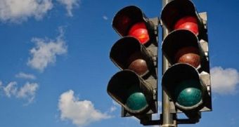 Ανατίθεται η «Συντήρηση φωτεινών σηματοδοτών εθνικού-επαρχιακού οδικού δικτύου ΠΕ Καρδίτσας 2022-2025»
