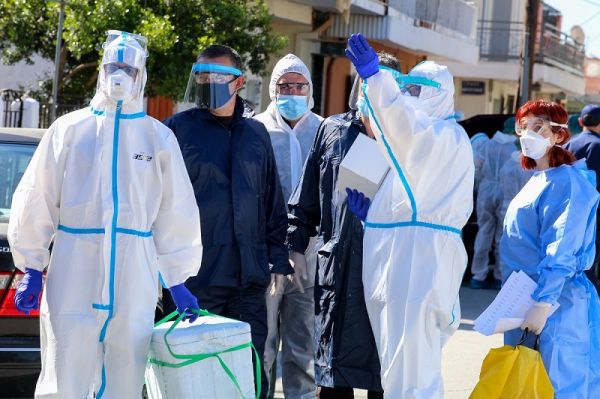 12 νέα κρούσματα κορονοϊού στη Νέα Σμύρνη Λάρισας