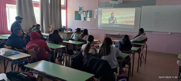 Το ΓΕΛ Προαστίου τίμησε τη μνήμη των θυμάτων του Ολοκαυτώματος