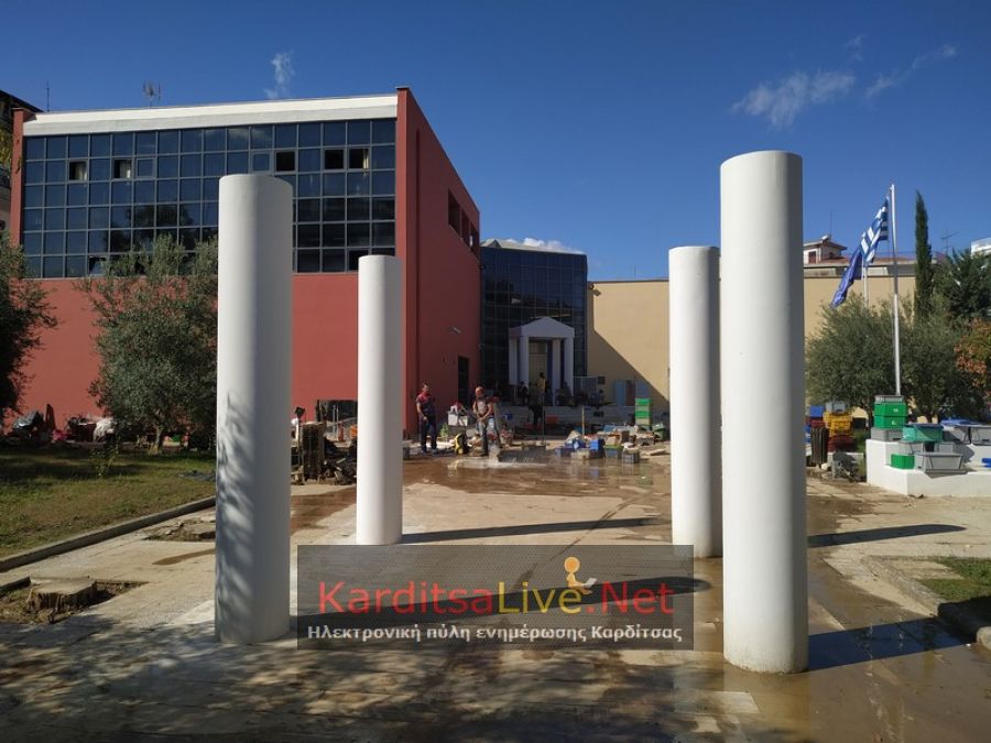 Στέλνονται κοντέινερ για αποθήκευση ευρημάτων και προσλαμβάνεται νέο προσωπικό στο Αρχαιολογικό Μουσείο Καρδίτσας με αποφάσεις της ΥΠ.ΠΟ. Λ. Μενδώνη
