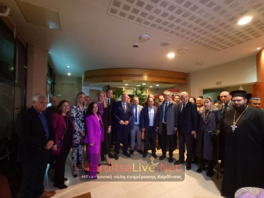 Λαμπρή και με … Κοζανίτικο ιδίωμα η έναρξη του 38ου Φεστιβάλ Ερασιτεχνικού Θεάτρου Καρδίτσας (+Φωτο +Βίντεο)