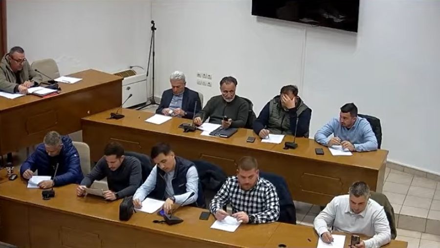 Οικονομική ενίσχυση σε έξι συλλόγους και φορείς από το Επιμελητήριο Καρδίτσας