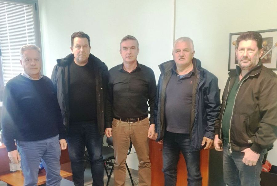 Συνάντηση πλημμυροπαθών και πληγέντων κτηνοτρόφων με τον Αντιπεριφερειάρχη Δημ.Τσέτσιλα