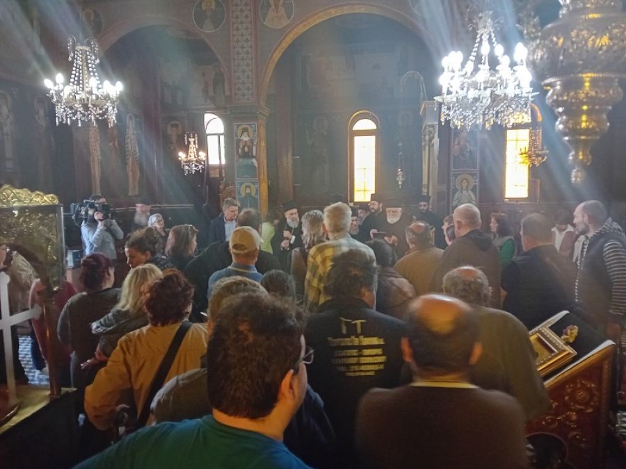 Ξεκίνησε η διανομή 2.090 δεμάτων με τρόφιμα από την Ι.Μ.Θ.Φ ενόψει Πάσχα (+Φωτο +Βίντεο)