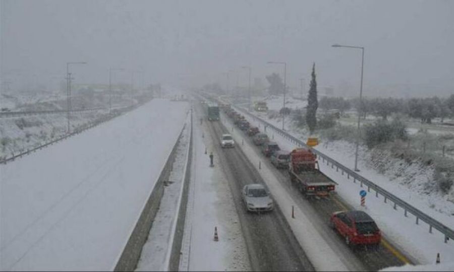 Αποκαταστάθηκε η κυκλοφορία για τα φορτηγά στην εθνική οδό Αθηνών - Λαμίας