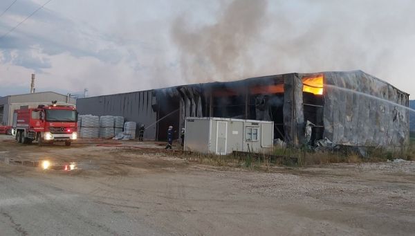 Πυρκαγιά σε αποθηκευτικό χώρο με ζωοτροφές στη Δ.Ε. Αμπελώνα Λάρισας