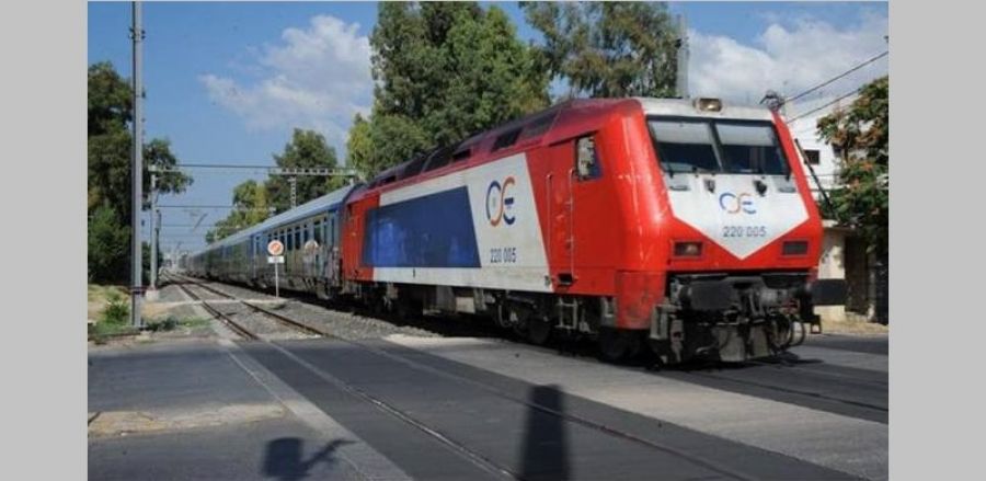 Συνεχίζεται και σήμερα Πέμπτη η ταλαιπωρία των επιβατών στο τμήμα του σιδηροδρόμου Λιανοκλάδι - Παλαιοφάρσαλος