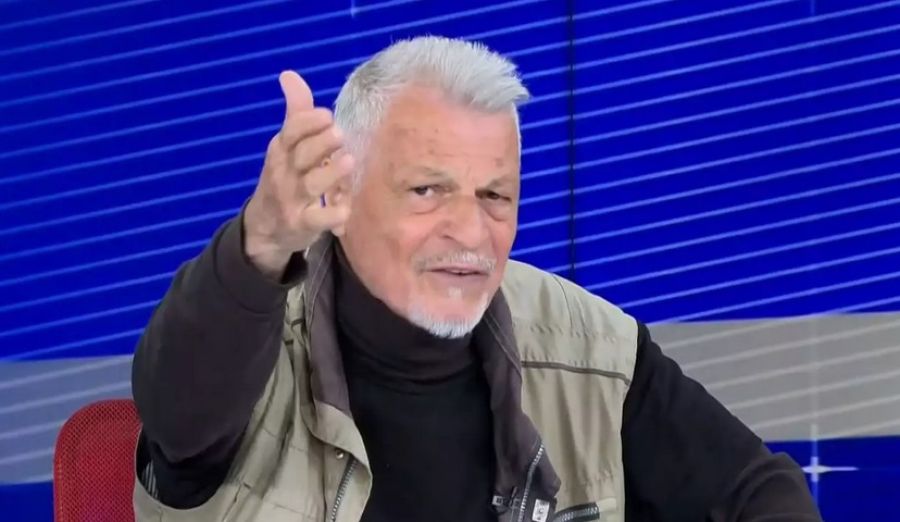 Ο δημοσιογράφος Γιάννης Κανελλάκης υποψήφιος πρόεδρος του ΠΑΣΟΚ