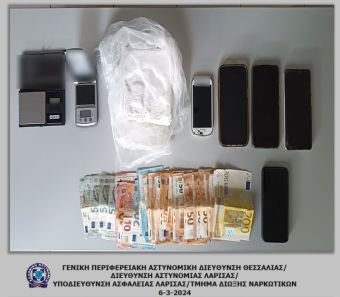 Συλλήψεις για εμπόριο κοκαΐνης στη Λάρισα - Πάνω από 600 γραμμάρια βρέθηκε μέσα σε αυτοκίνητο