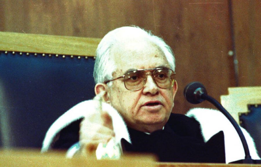 Απεβίωσε ο πρώην πρόεδρος του Αρείου Πάγου Βασίλης Κόκκινος