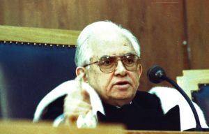 Απεβίωσε ο πρώην πρόεδρος του Αρείου Πάγου Βασίλης Κόκκινος