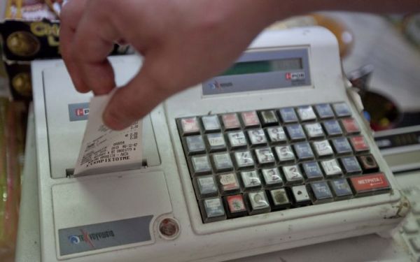 Απoσύρονται όλες οι ταμειακές μηχανές που δεν μπορούν να συνδεθούν online με την ΑΑΔΕ