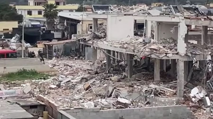 Έκρηξη στη Ρώμη: Κατέρρευσαν τρία κτίρια - Δύο σοβαρά τραυματίες, 70 εκκενώσεις