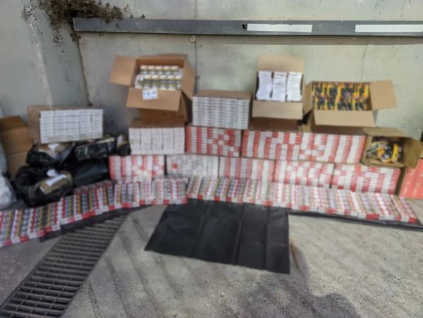 14 συλλήψεις για παράνομη διακίνηση καπνικών προϊόντων σε Θεσσαλονίκη και Αττική