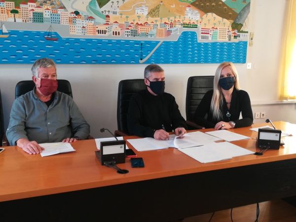 Υπεγράφησαν επτά συμβάσεις για έργα σε Μαγνησία και Σποράδες