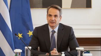 Μητσοτάκης στο Υπουργικό Συμβούλιο: Άλλα δυο δωρεάν self test στις γιορτές για όλους και νέα μέτρα αν χρειαστεί το 2022