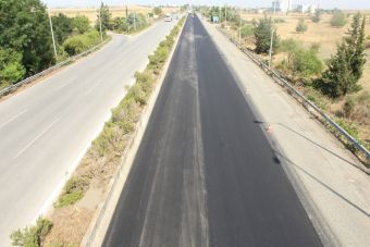 Εργασίες συντήρησης στην είσοδο της Λάρισας από την ΠΑΘΕ