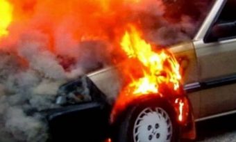 Καρδίτσα: Πυρκαγιά σε όχημα λίγο πριν την έναρξη της παρέλασης