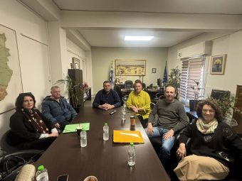 Συνάντηση στο γραφείο του Αντιπεριφερειάρχη για τη λειτουργία και την εύρυθμη οργάνωση των λαϊκών αγορών