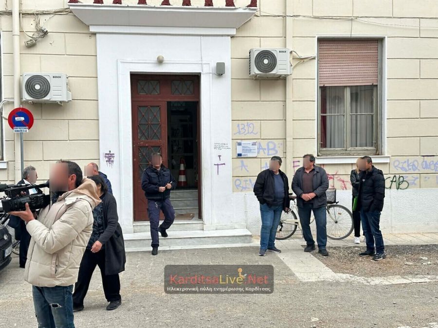 Προφυλακιστέος κρίθηκε μετά την απολογία του και ο έτερος ανήλικος για τη δολοφονία του τραγουδιστή Γ. Τσιτόγλου