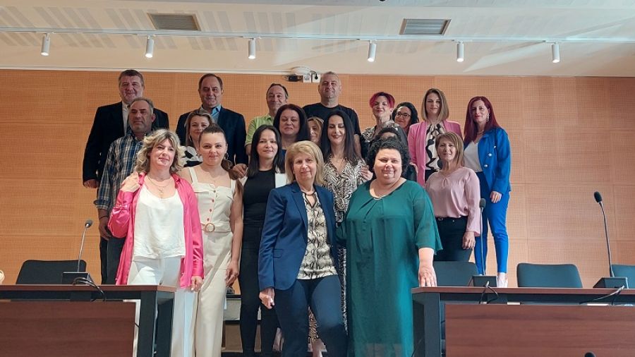 Δήμος Καρδίτσας: Ορκίστηκαν ως μόνιμοι υπάλληλοι 16 στελέχη του προγράμματος «βοήθεια στο σπίτι»