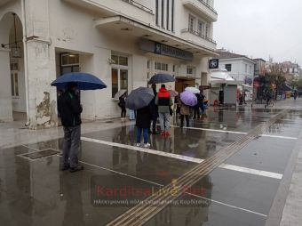 33 θετικά rapid tests στην Καρδίτσα, 3 στο Προάστιο και από ένα σε Παλαμά και Κέδρο την Τρίτη (30/11)
