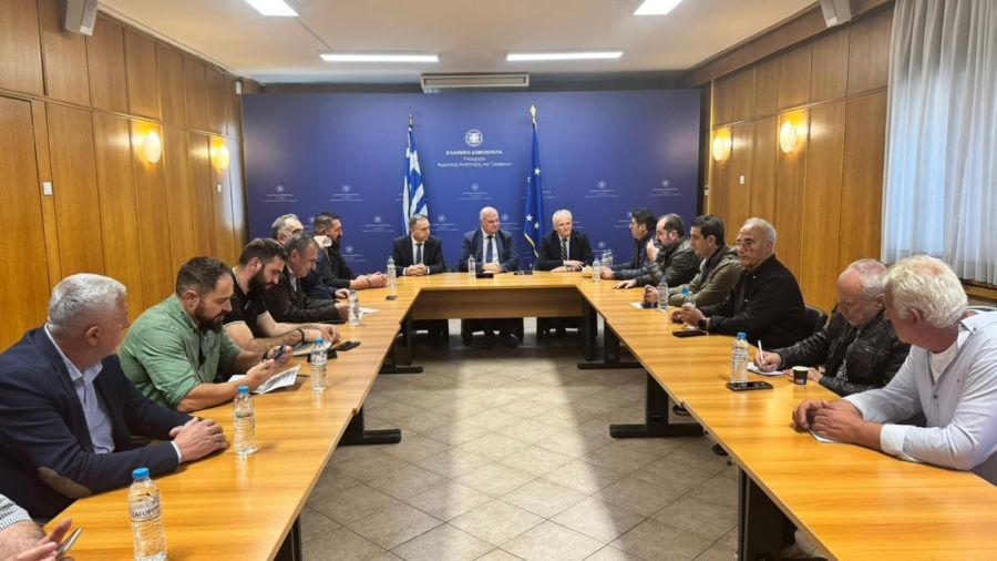 Συνάντηση Κ. Τσιάρα με τη Συντονιστική Επιτροπή Αγροτών και εκπροσώπους αγροτικών συλλόγων και συνεταιρισμών