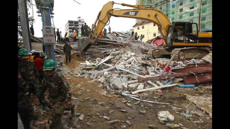 Καμπότζη: Επτά νεκροί και δεκάδες αγνοούμενοι από κατάρρευση κτηρίου