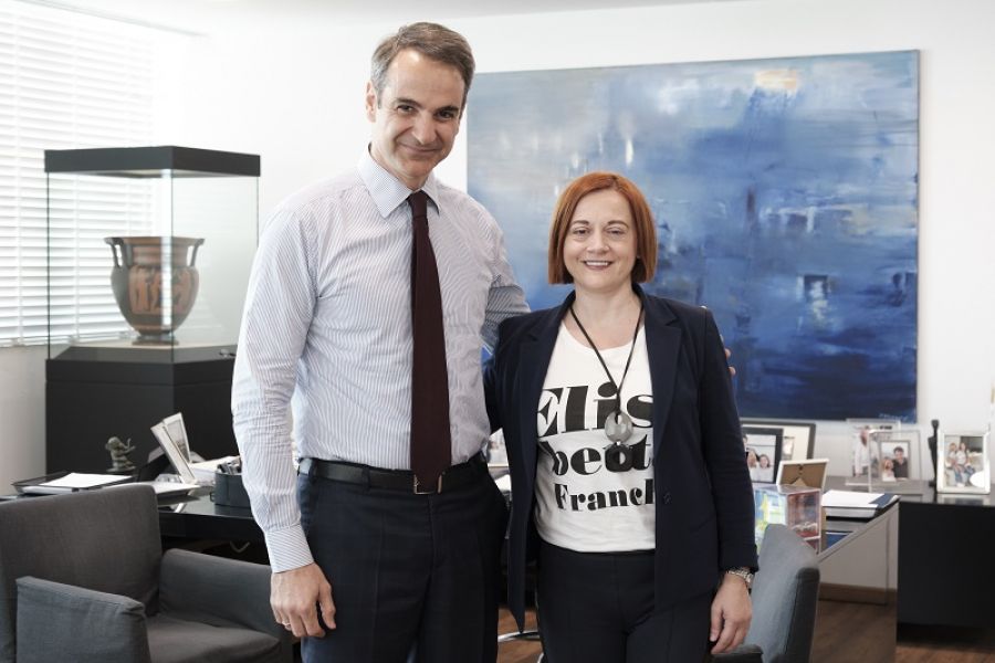 Σοφία Τόλια: "Ο Κυριάκος το έχει και μπορεί!!!"