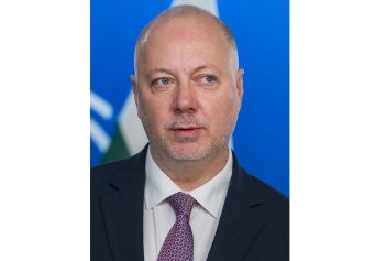 Βουλγαρία: Παραιτήθηκε η κυβέρνηση του πρωθυπουργού Ρόζεν Ζελιάζκοφ