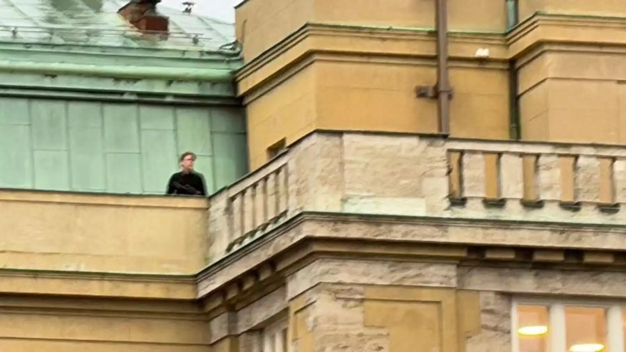 Τσεχία: 14 συνολικά οι νεκροί, περιλαμβανομένου του δράστη της επίθεσης