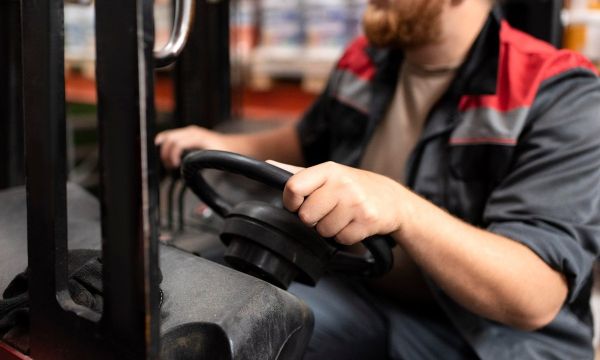 Νεκρός 53χρονος χειριστής κλαρκ σε εργοστάσιο στην Αταλάντη