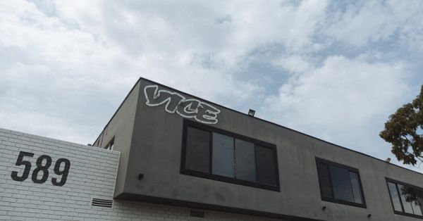 Ο αμερικανικός όμιλος μέσων ενημέρωσης Vice κηρύσσει πτώχευση