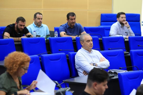 Συνέντευξη τύπου της Περιφέρειας Θεσσαλίας για την εξάπλωση της ευλογιάς - Ευθύνες στο ΥΠΑΑΤ