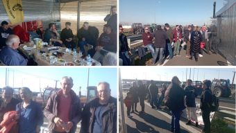 Ε.Π. Θεσσαλίας ΚΚΕ: Επίσκεψη αντιπροσωπείας στο μπλόκο των αγροτών