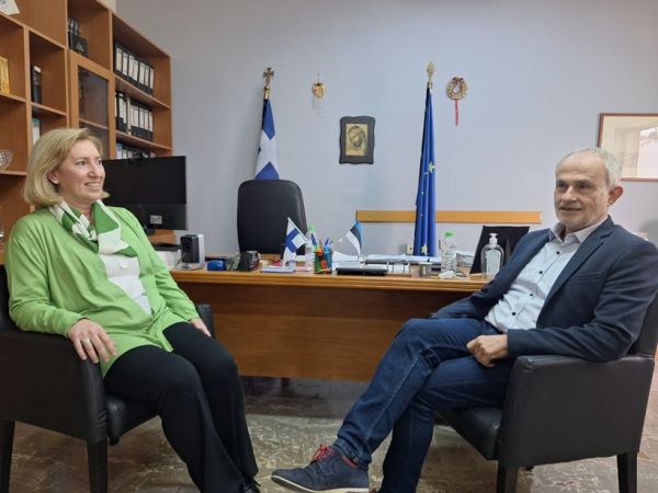 Συνάντηση του Δ/ντή Π.Ε. Καρδίτσας Κ. Γκόλτσου με τη Σύμβουλο Εκπαίδευσης Κατ. Ζιακούλη