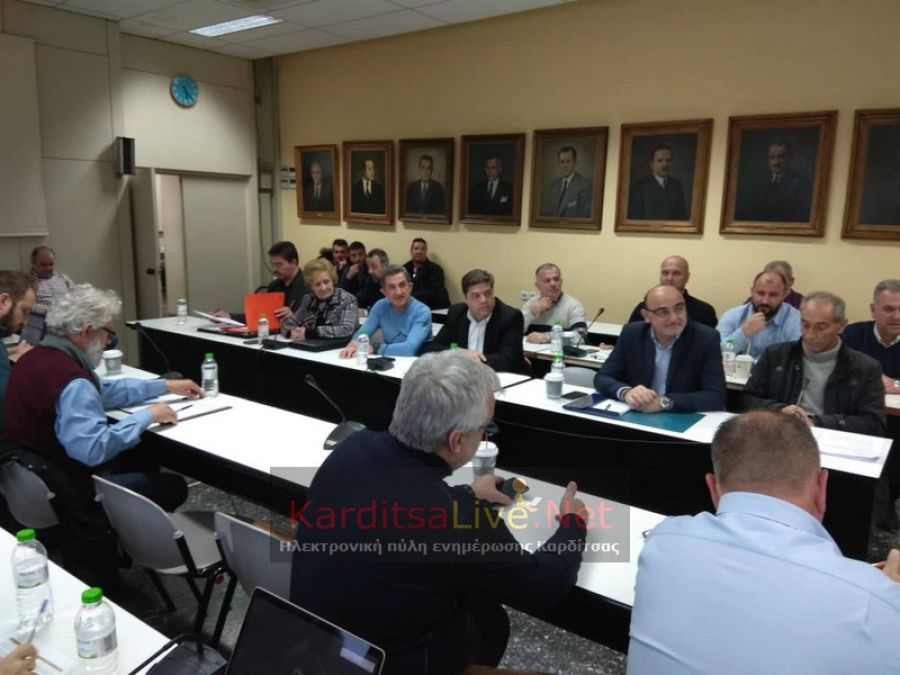 Κοινή χρήση τεμαχιστή ογκωδών αντικειμένων από τους Δήμους της Π.Ε. Καρδίτσας