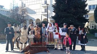 Ξεσήκωσαν την Καρδίτσα τα Ρογκάτσια του Μορφωτικού Συλλόγου Μητρόπολης (+Φωτο +Βίντεο)