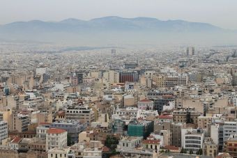 28,3% πάνω η τουριστική κίνηση το πρώτο τρίμηνο του 2026 σύμφωνα με την ΤτΕ
