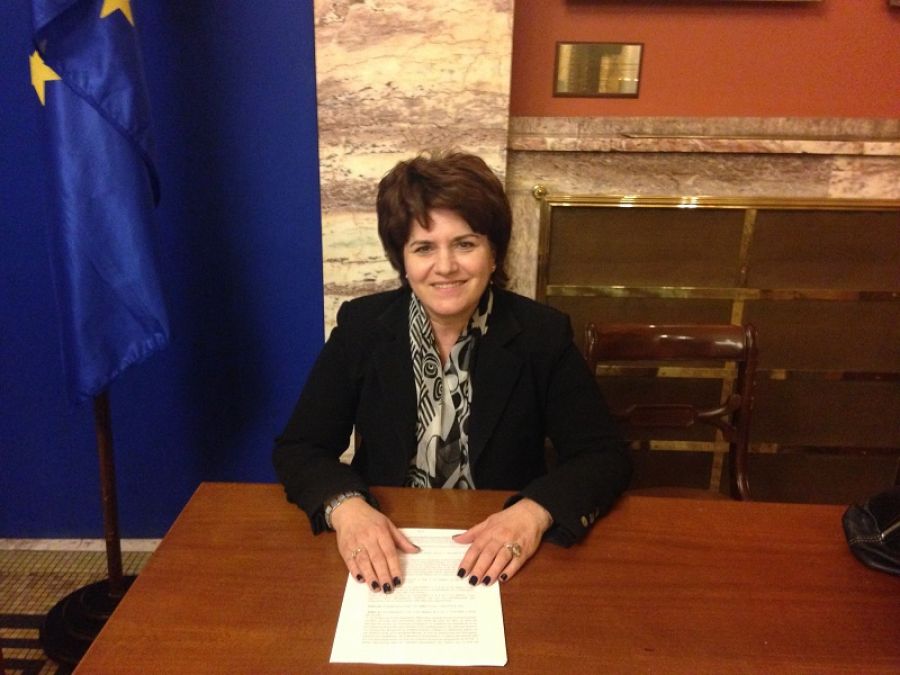 Χρ. Κατσαβριά: "Βιβλιοθήκες Δήμου Καρδίτσας: Η προσφορά, το αβέβαιο παρόν και το ζητούμενο μέλλον"